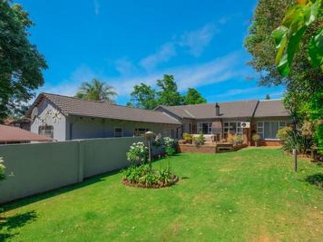 House for sale in Roodepoort, City of Johannesburg Metropolitan Municipality