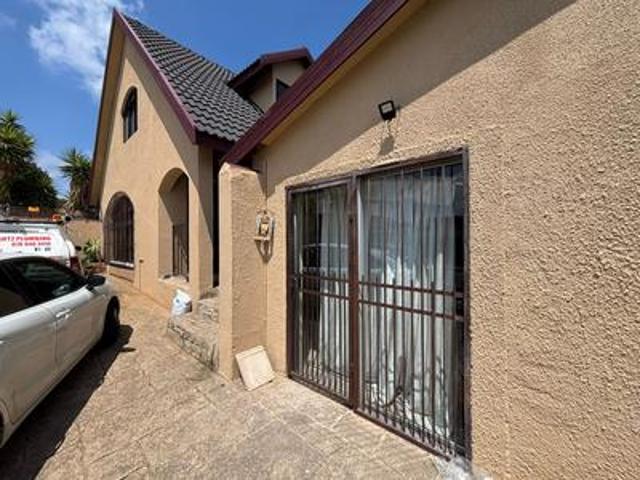 House for sale in Vosloorus, Gauteng