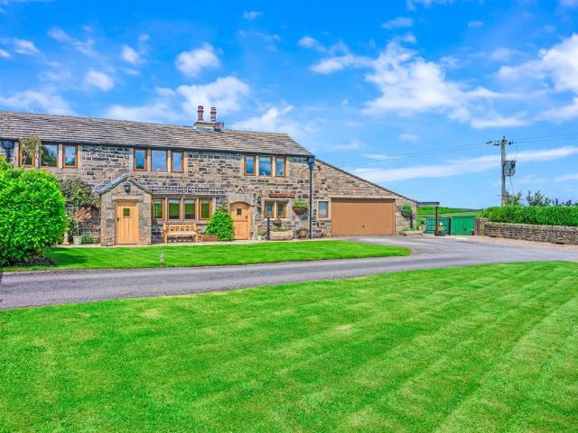 House for sale in Keighley, West Yorkshire
