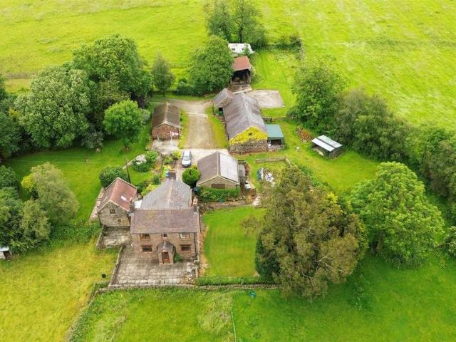 House for sale in Kingsley Moor, Staffordshire