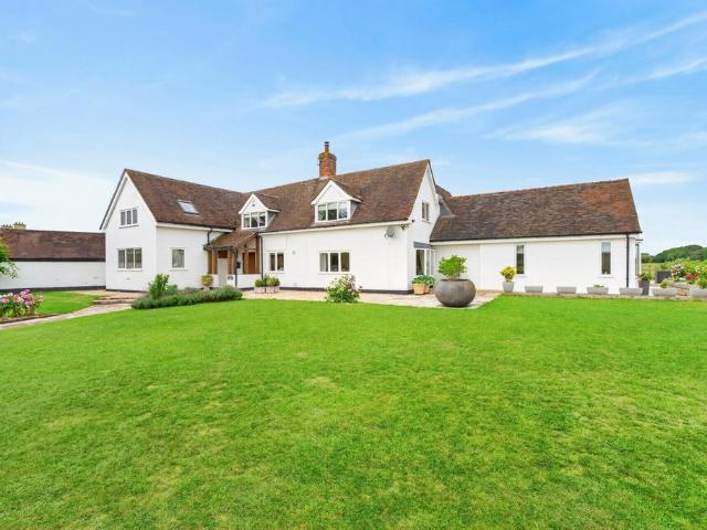 House for sale in Crookhill, Worcestershire