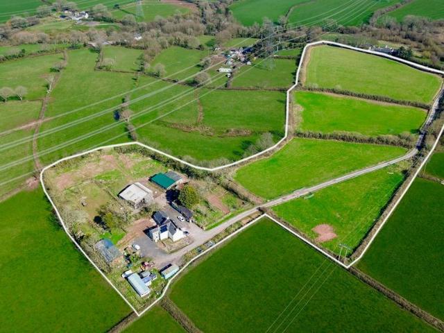 House for sale in Monkton, Hundleton