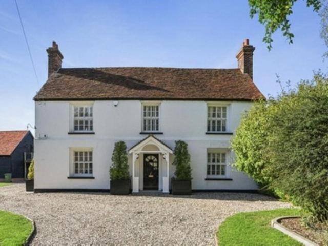 House for sale in Chipping Hill, Essex
