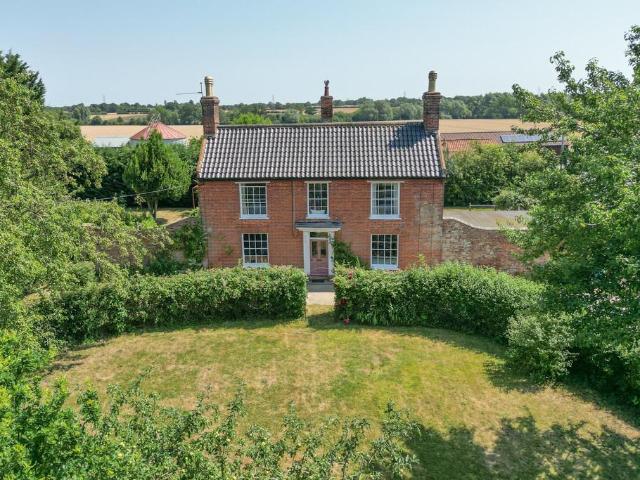 House for sale in Eastbridge, Suffolk
