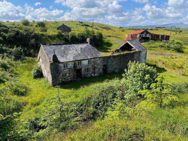 House for sale in Onllwyn, Wales