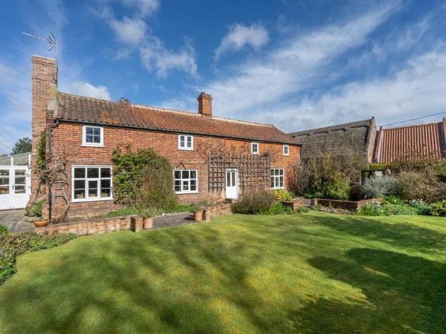 House for sale in Sutton, Comers