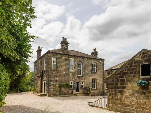 House for sale in Rawdon, West Yorkshire