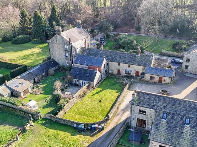House for sale in Thurgoland, South Yorkshire