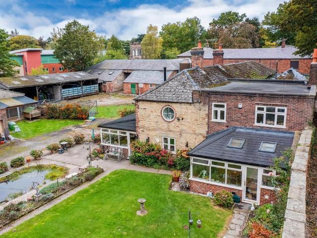 House for sale in Kedleston, East Midlands