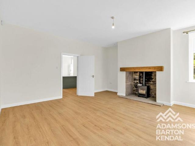 House for rent in Haugh Square, Burnedge