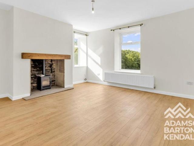House for rent in Newhey, Rochdale