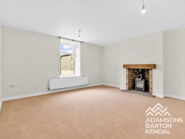 House for rent in Newhey, Rochdale
