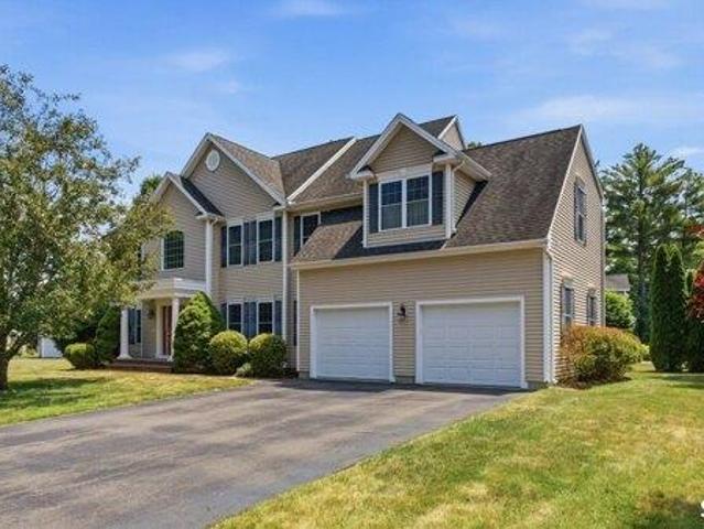 House for sale in Farmington, Connecticut