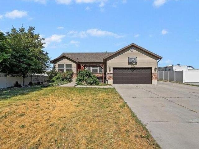House for sale in Farmington, Utah