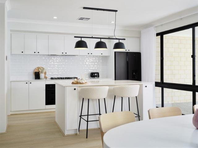 Cottage for sale in Ravenswood, Western Australia