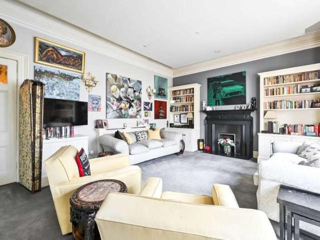 Flat for sale in Earl's Court, Earl's Court