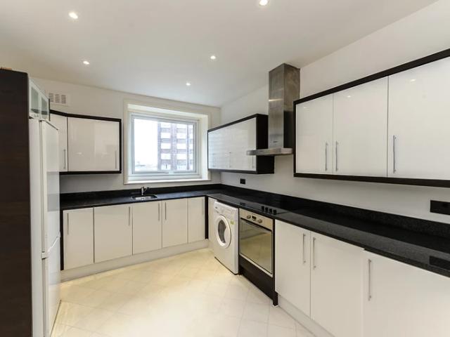 Apartment for rent in St. John's Wood, Greater London