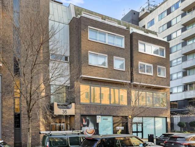 Flat for sale in City of Westminster, Greater London