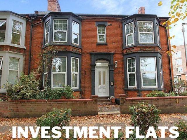 Flat for sale in Northampton, Northamptonshire