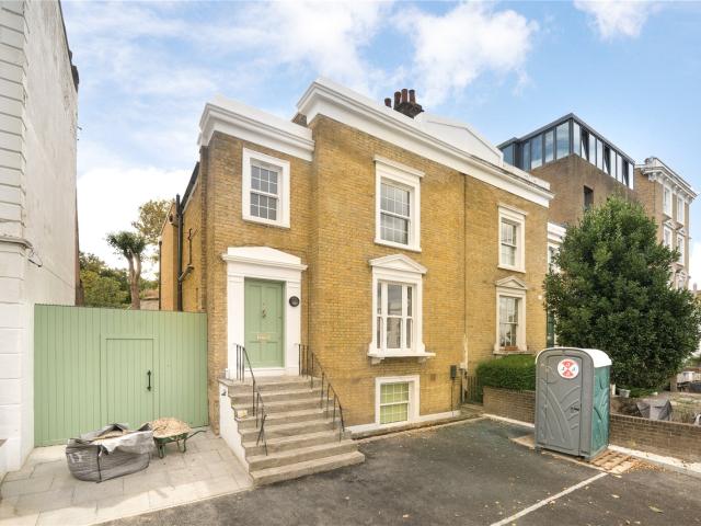 Apartment for rent in Westborough, Surrey