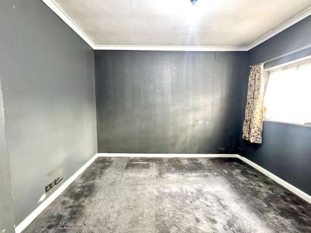 Flat for rent in Hersham, Elmbridge