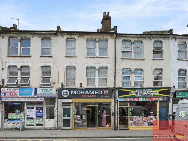 Flat for sale in Harlesden, Greater London