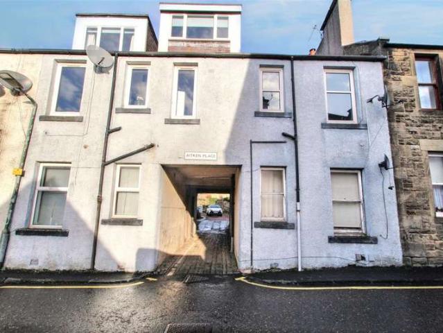 Flat for sale in Lanark, Scotland
