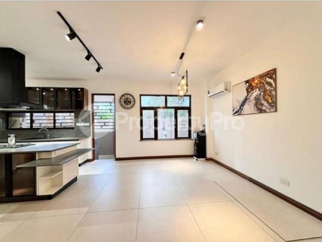 Apartment for sale in Mombasa Road, Mombasa