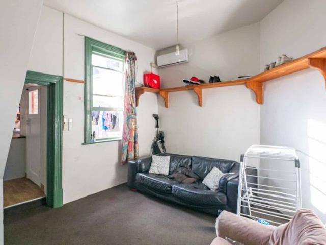 House for rent in Otakou