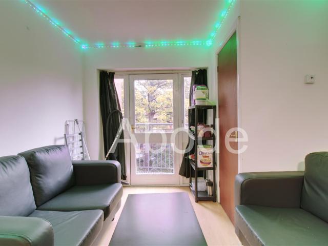 Apartment for rent in Hyde Park, West Yorkshire