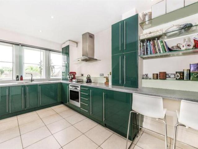 Flat for rent in Hampstead, Greater London