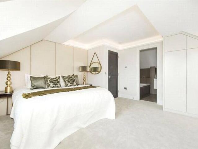 Flat for rent in Hampstead, Greater London