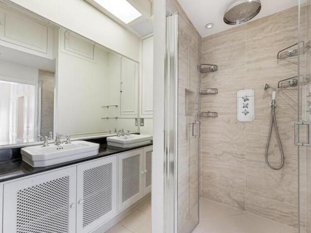 Flat for rent in Evershot, Oxfordshire