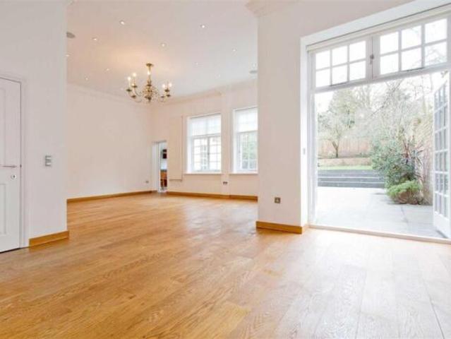 Flat for rent in Hampstead, Greater London