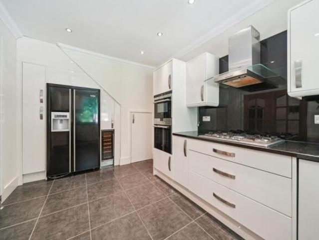 Flat for rent in New Cathcart, Muirend