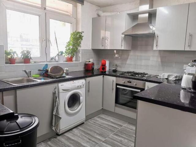 Flat for rent in Whitechapel, Greater London