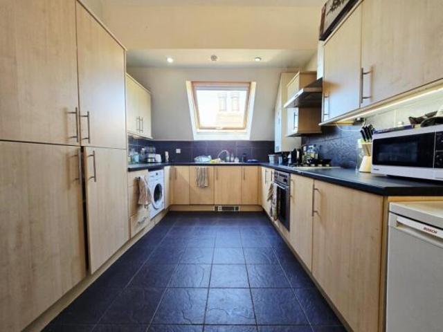 Flat for rent in Kirkstall, West Yorkshire