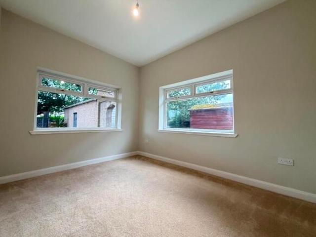 Flat for rent in Croftfoot, Glasgow