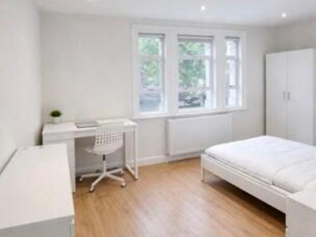 Flat for rent in Cat Hill