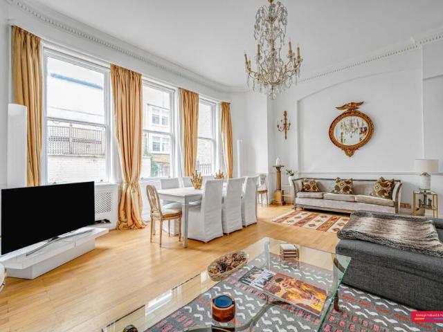 Flat for rent in Mayfair