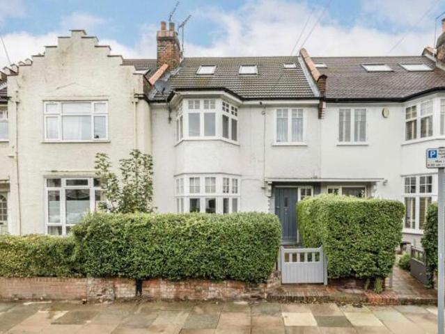 Flat for rent in The Rise, Isle Of Man