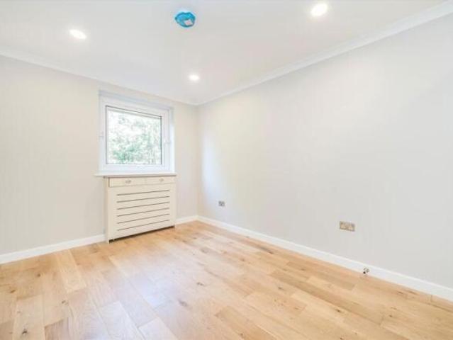 Flat for rent in Greater London