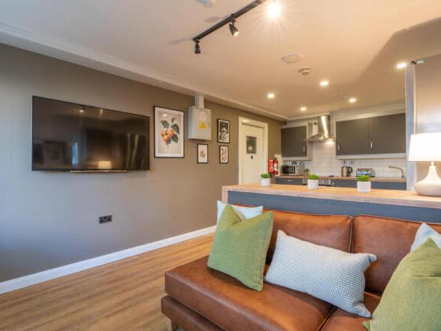 Flat for rent in Newcastle, Leslie