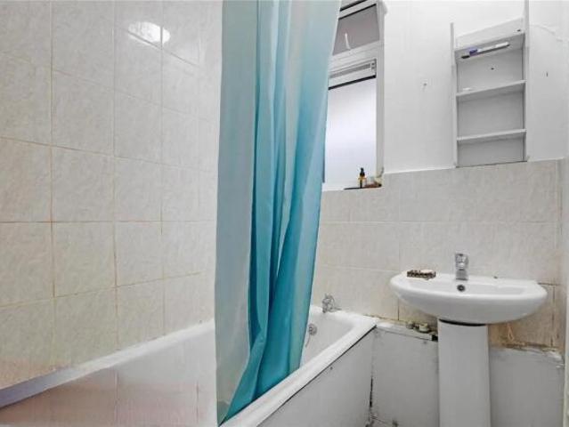 Flat for rent in Cat Hill