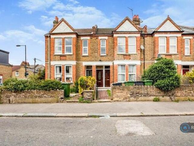 House for rent in Lyons, Greater London