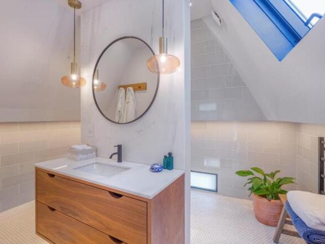 Flat for rent in Cat Hill