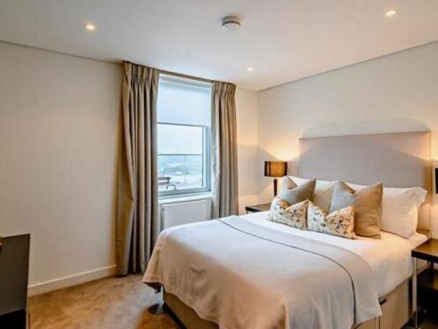 Flat for rent in Cat Hill