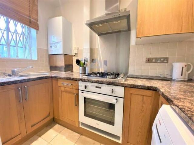 Flat for rent in Cat Hill