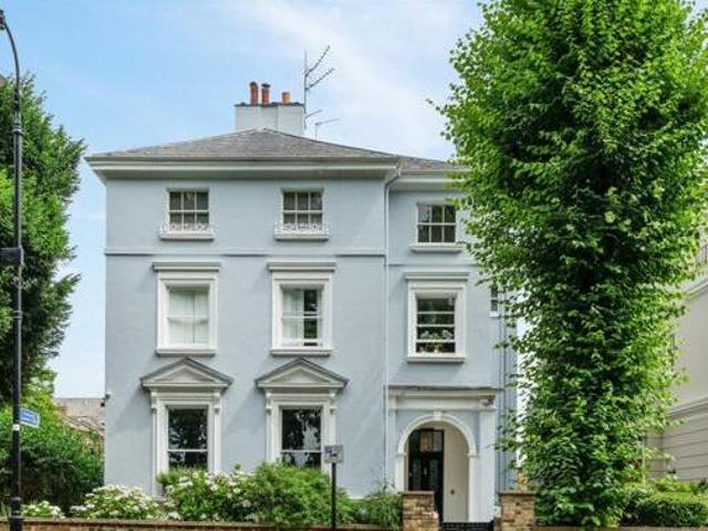 House for sale in Lyons, Greater London