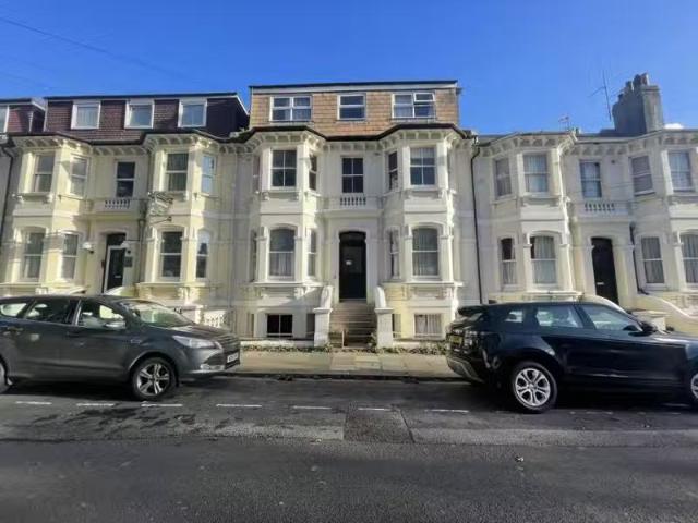 House for rent in New Southgate, Greater London